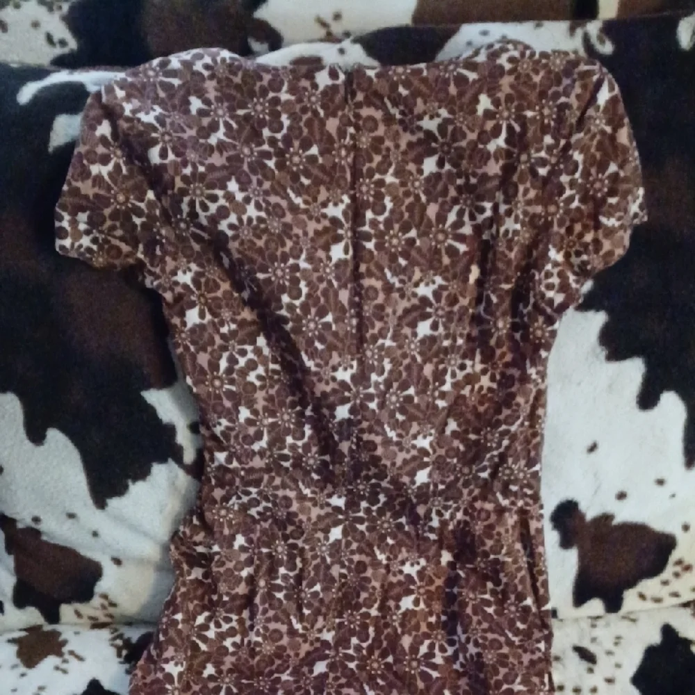 Liz Claiborne Brown And Cream, With White Sequin Wrap Mini Dress